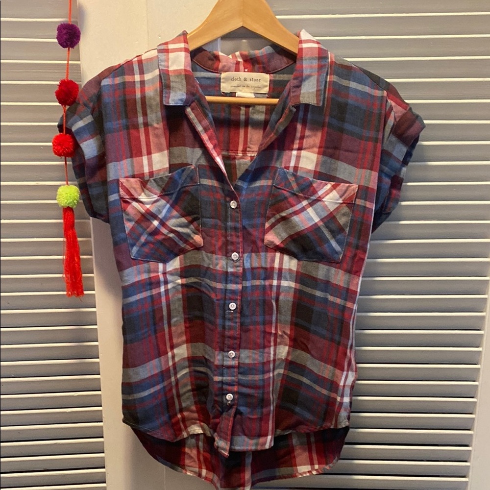 Cloth & Stone Plaid Button-Up Shirt
